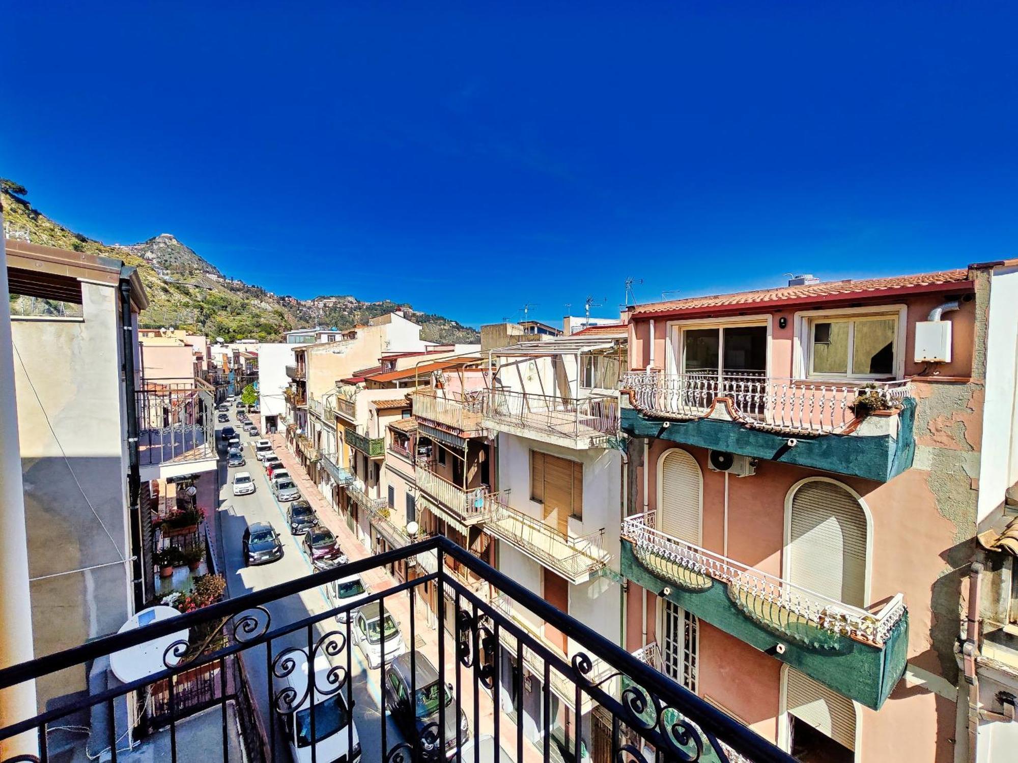Etnapartment 2 Giardini Naxos Eksteriør bilde